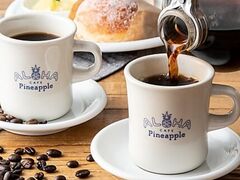 ALOHA CAFE Pineapple �A���n�J�t�F �p�C�i�b�v�� ���{�R���X�̎ʐ^1