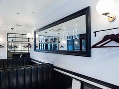 MARE & OYSTER �}�[���A���h�I�C�X�^�[ ��䒬�g���b�N�X�X�̎ʐ^1