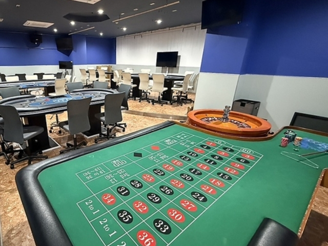 Amusement Casino &Bar Alea �A�~���[�Y�����g�J�W�m�A���h�o�[�A���A�̎ʐ^1