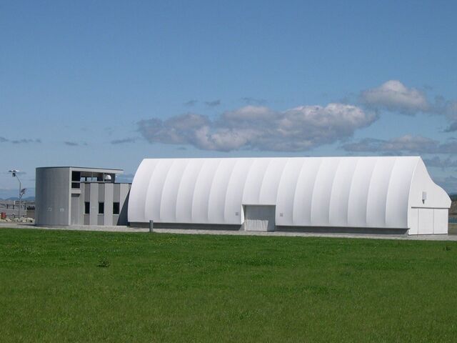 �Ƃ܂܂��[�z���u�����`����