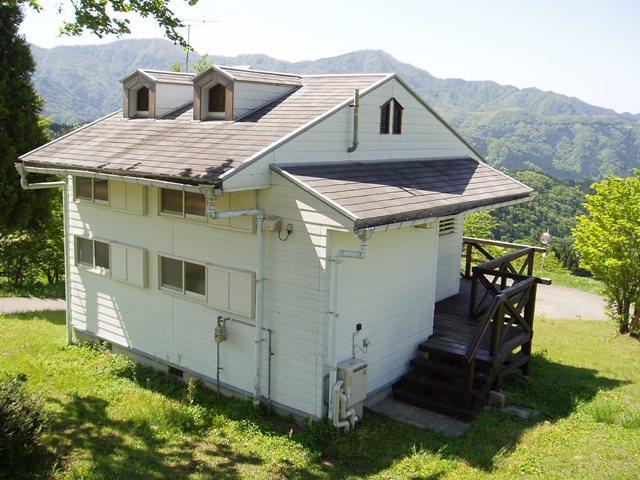 �����������R�̉ƃR�e�[�W��