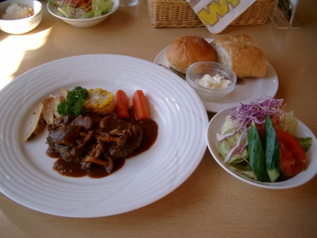 ��R�܂��΂݂邭�̗�