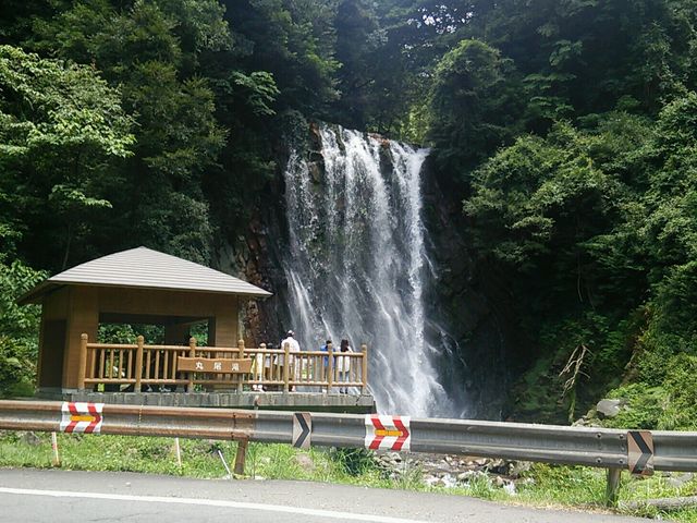 (*^^*)_上通界隈