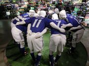 �t�W����̓��{�T�b�J�[�~���[�W�A���̓��e�ʐ^1