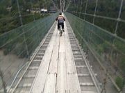 ƂȂ̒J݂̒苴̓eʐ^1