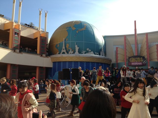 �y�����_���X�V���[�ł����B_�C�N�X�s�A��