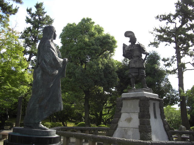 【新品】織田信長公出陣の像 ▽織田信長像（信長公出陣の像）／愛知県・清洲公園▽ | ☆千代と限ら