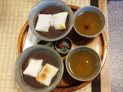 ���[����̐ԕ��{�X�ւ̓��e�ʐ^1