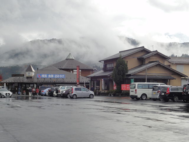 J~Ă܂A̎ԁAoCN~܂Ă܂_̉w ԊXtm