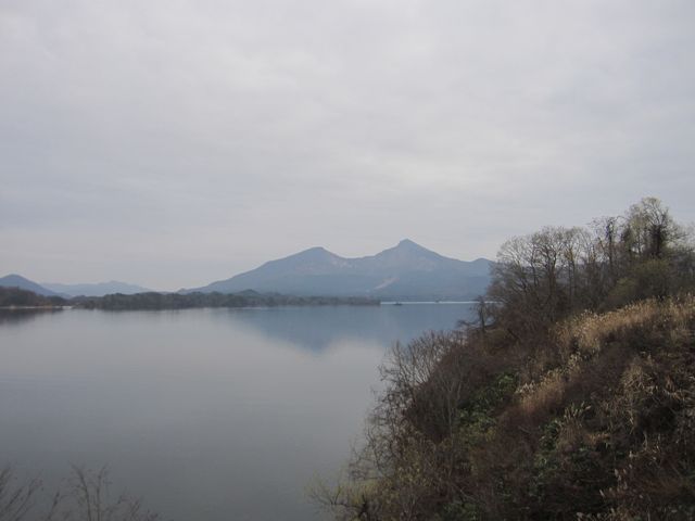 2015�N11��22���B�e�j
�u�O���΁v�u�֒�R�v_�֒�R