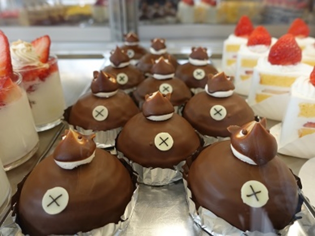 �l�C�̂��ʂ��̃P�[�L_���˂� �ߍ]�����X