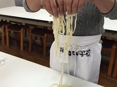 ~A̒삤ǂwZiՕZjւ̓eʐ^1