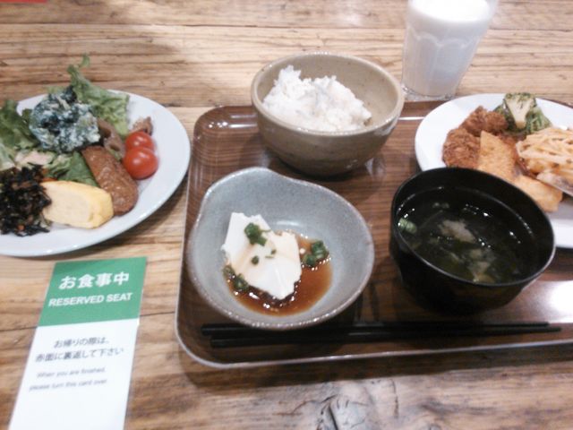 ۂĂ܂oCLO_T@g[ NI SALVATORE CUOMO &BAR R