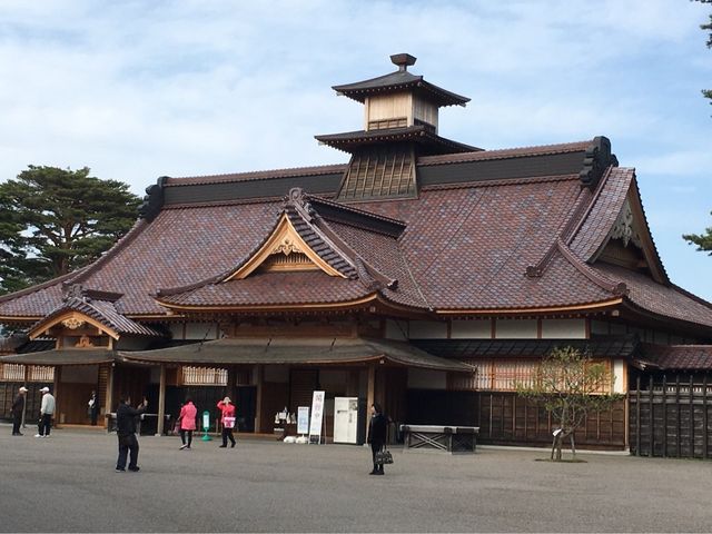 �ܗŊs����