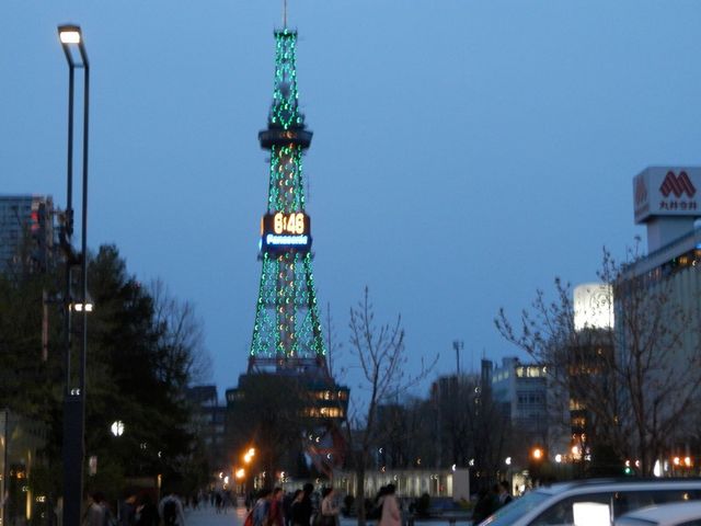 ���̎ʐ^_�����ۂ�e���r��