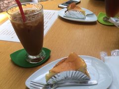 ~~̐X̃JtF@jhrdjhւ̓eʐ^1