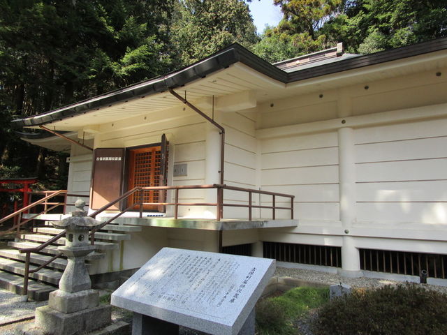 ����҂�����̌Õۗ���t�����ɂ̓��e�ʐ^4