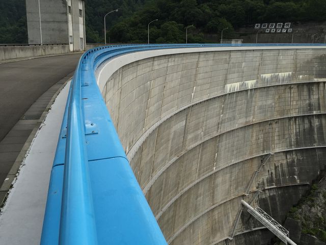 _ł邱ƂɕςȂAV[牺Ղތi͈_΁iؑ_j