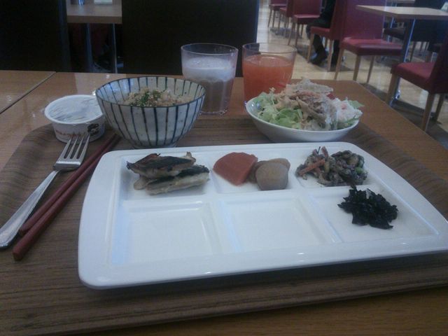 �`���C�X�������H_�P�C�Y�J�t�F KEI'S cafe