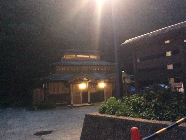 ����_�䖲�z�̓�