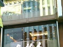 Happy����̖ؑ����`�{�X����{�X�ւ̓��e�ʐ^1