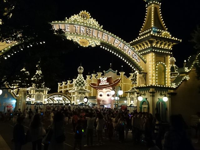 �g�C�X�g�[���[�����_�����f�B�Y�j�[�V�[(R)