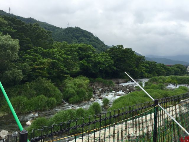 ���̉w����̐�̒���_���̉w ���ΐ�l��