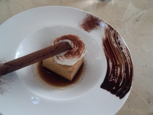 ���X�g�����e�E�f�B�E�J�i���b�g_�����f�B�Y�j�[�V�[(R)