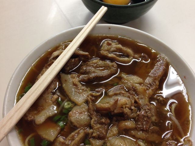 X[v̐F͔ZłA肵Ă܂B_̂ X