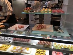 ha---iLUXE DINING HAPUNAiNX_CjO nvijւ̓eʐ^1