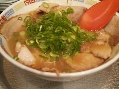 �h���S��48����̐_�˂��q�@�{�X�ւ̓��e�ʐ^1