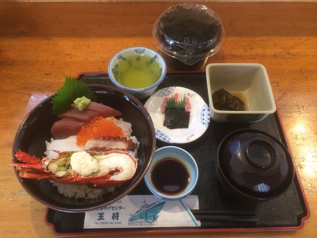 ʂ̊CN_ɐu݂₰Z^[ H{X