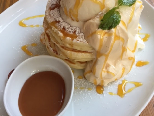 �S�[���h�s���~�b�h�����uzna omom �i�E�Y�i �I���I���j�̓��e�ʐ^1