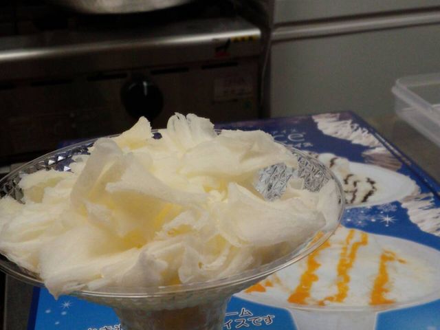 �X�m�[�A�C�X�A�H�ׂ��܂����I
�������������ł��B_���̉w�@���΂������s�E�R��