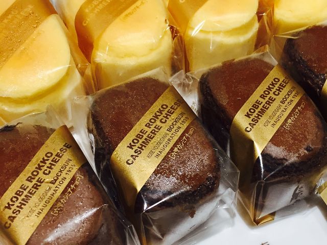 �l�C�̃J�V�~�A�`�[�Y�P�[�L�B��y�Y�ɂ҂�����_�{�b�N�T��