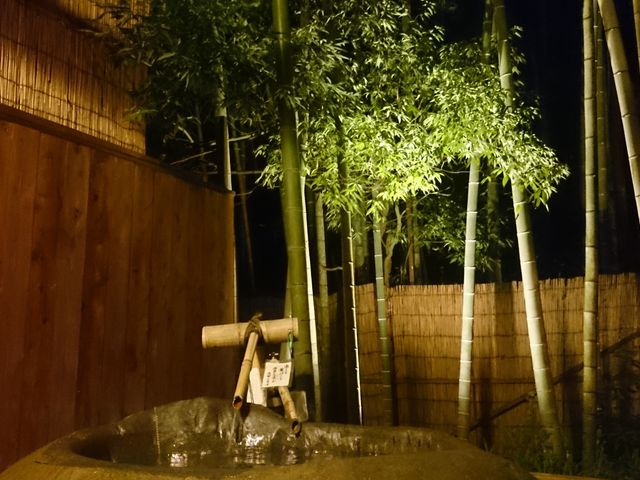 ̂̓łB_݂̂Â݂@@