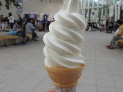 kama����̌ܗŊs�^���[�W�]�P�K�J�t�F�X�^���h�ւ̓��e�ʐ^1