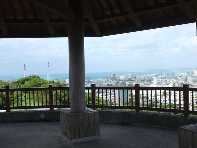 ��K���č\���ɂȂ��Ă���W�]�䂩��̒��߂͑f���炵���I_�Y�Y��ՓW�]��