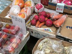 �A�W�̃^�^�L����̐Ί_�s���ݎs��ւ̓��e�ʐ^1