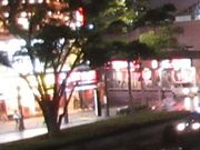 �W��������̒��ؐH�������� �z�J�w�O�X�̓��e�ʐ^1