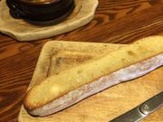 Saki98RIGOLETTO WINE AND BAR̓eʐ^1