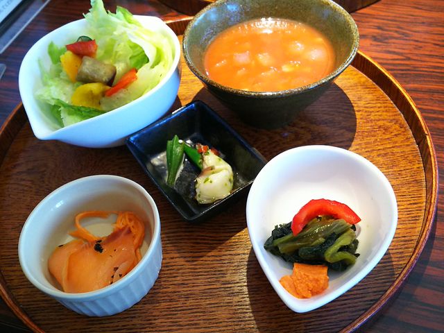 [̐HJtF potto ~[g\[XpP[L̓eʐ^1