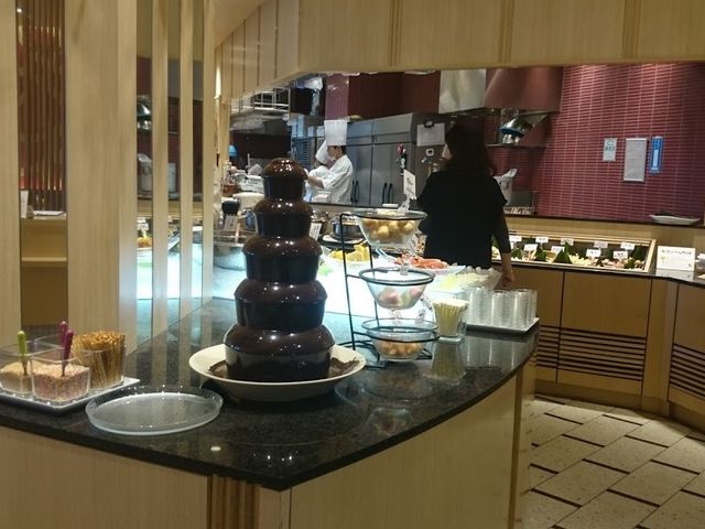 sa̋ƕ CI[ނRX̓eʐ^1