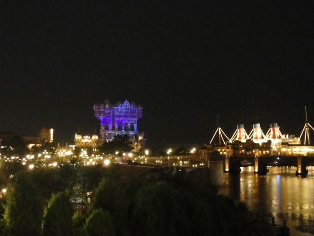 ���C�g�A�b�v_�����f�B�Y�j�[�V�[(R)