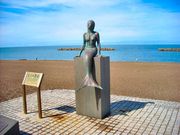 ̗̂l̐nEL̕lC݂̓eʐ^1