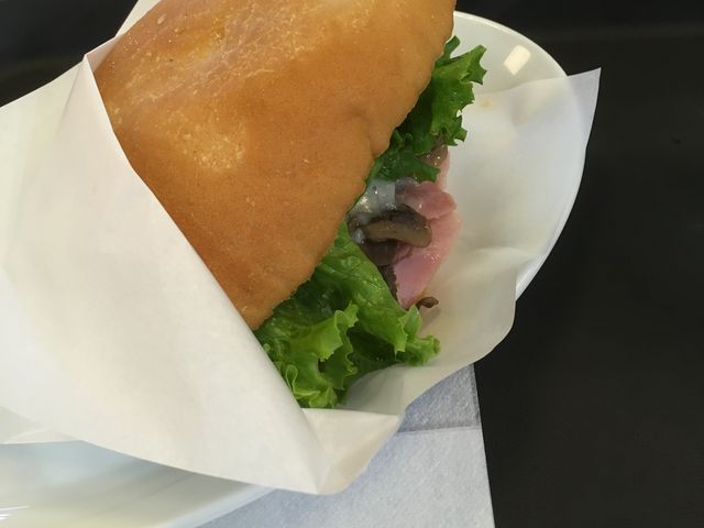 Ȃ݂caffe beneiJtFxlj̓eʐ^1