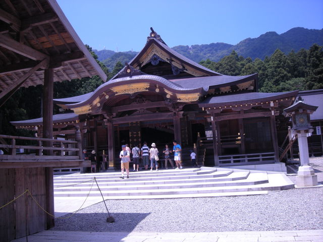 �_��_�\�F�_��