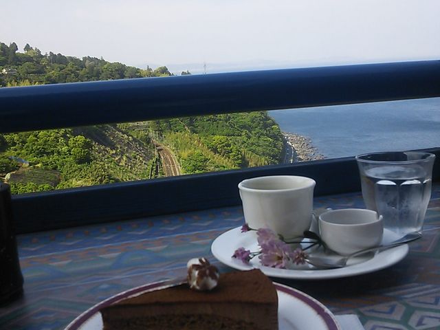 �P�[�L�Z�b�g_�T�h���o�b�N