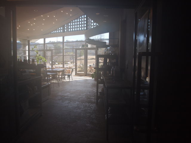 �J�t�F���X�g����_�M�y�Y�ƓW����