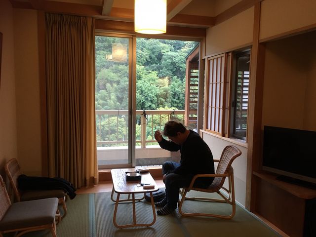 �E�e�ɂ������̘I�V���C������܂��B�������͂ƂĂ��L�������ł��B_�������� �s�����t